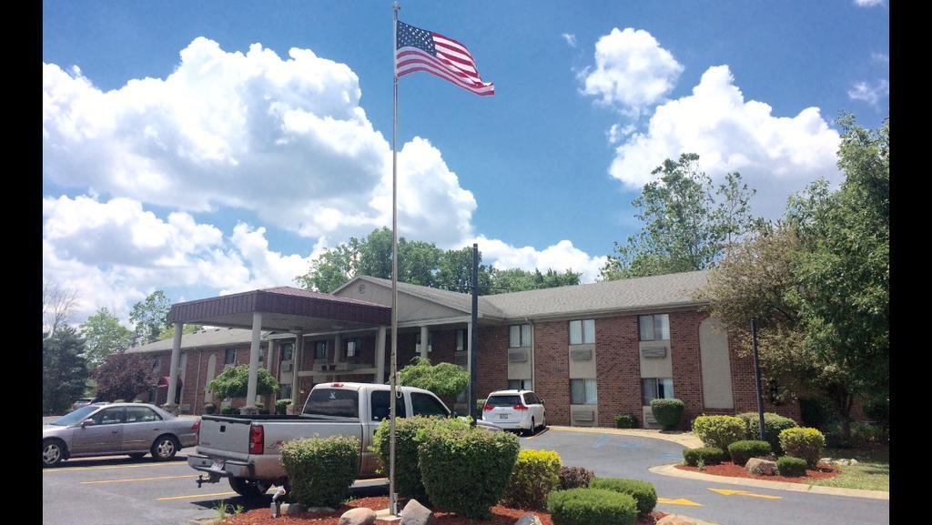 Americas Best Value Inn & Suites - Bluffton Exterior photo