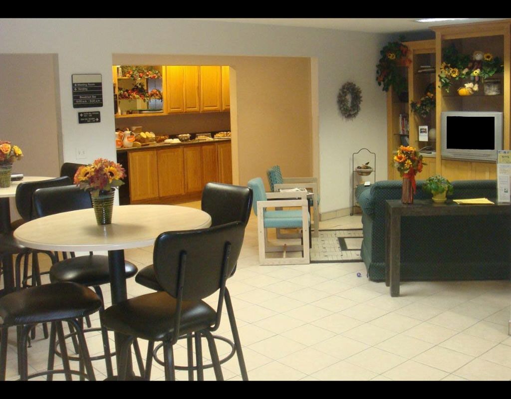 Americas Best Value Inn & Suites - Bluffton Interior photo