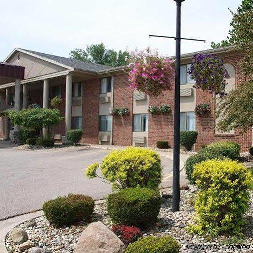 Americas Best Value Inn & Suites - Bluffton Exterior photo